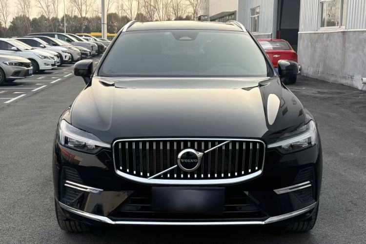 Used Volvo XC60 2024 B5 4x4 Smart Luxury Edition