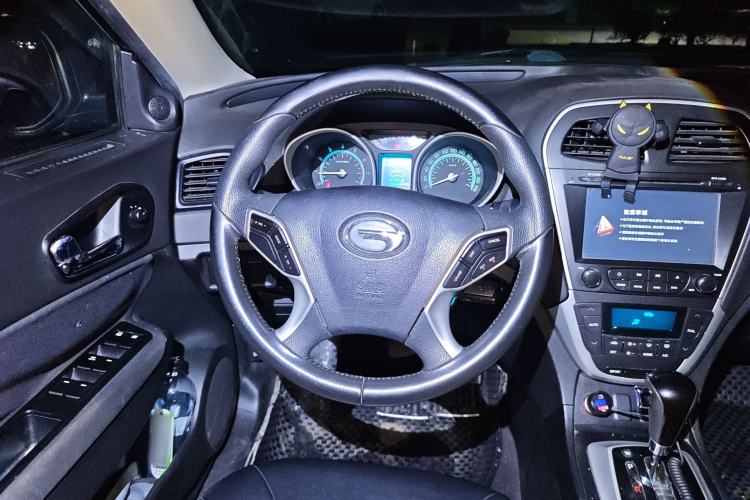 Used GAC Trumpchi GS5 2014 2.0L Automatic Two-Wheel Drive Deluxe Edition