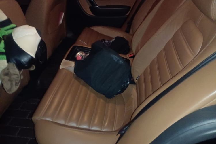 Used Volkswagen FAW-Volkswagen CC 2010 2.0 TSI Luxury Model Left Rear Seat