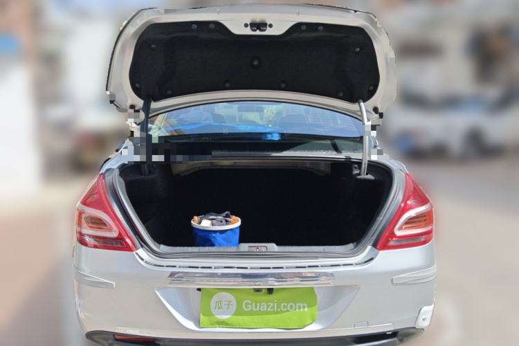 Used Peugeot 308 2014 Enjoy Edition Classic 1.6L Manual Fashion Model