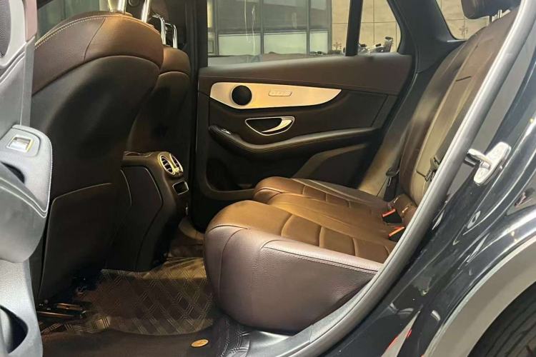 Used Mercedes-Benz GLC 2020 GLC 260 L 4MATIC Dynamic Model Interior 5