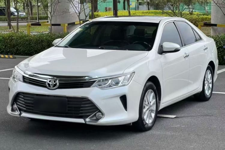 Used Toyota Camry 2015 2.0G Premier Edition