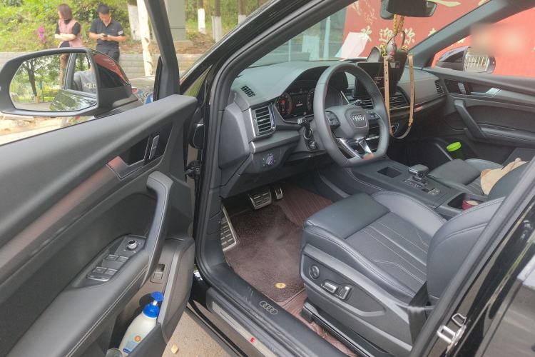 Used Audi Q5L 2024 40 TFSI Luxury Dynamic Edition Driver Seat