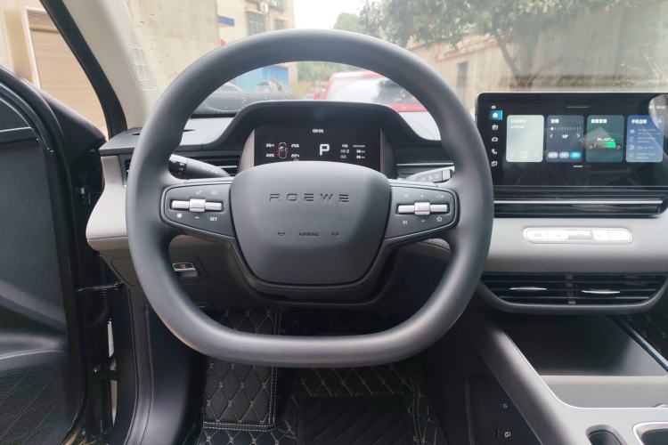 Used Roewe D6 2025 450 km Premium Edition