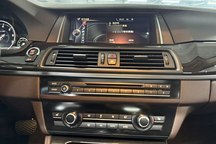 Used BMW 5 Series 2014 525Li Luxury Design Package