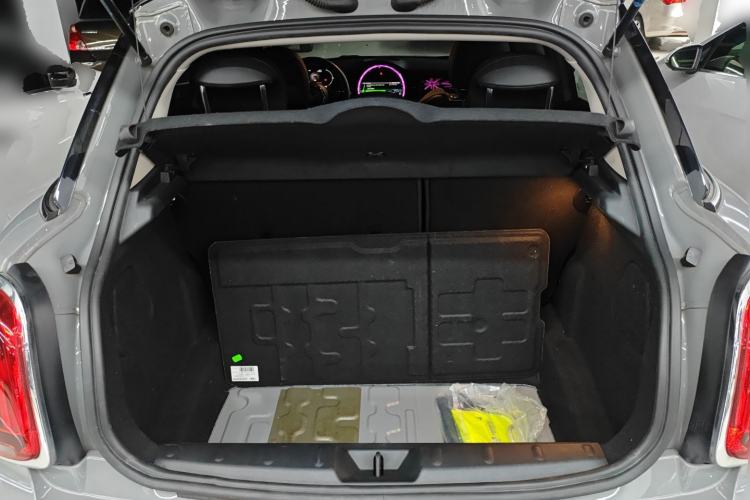 Used MINI 2021 1.5T COOPER Artist Five-Door Edition Trunk