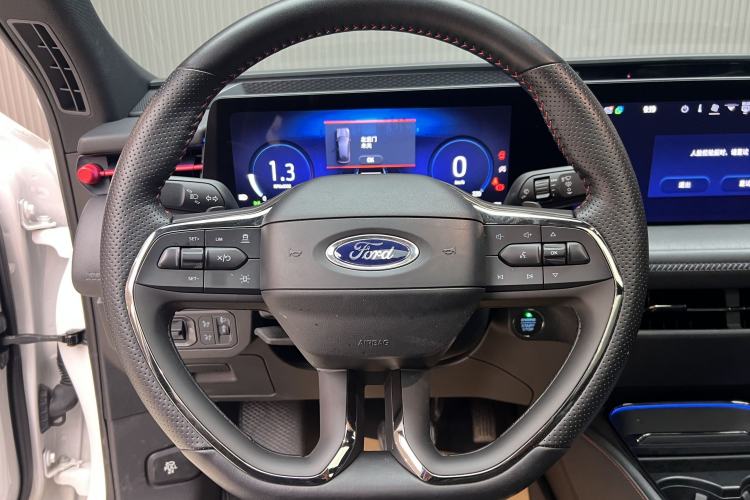 Used Ford EVOS 2022 EcoBoost 245 Sport Edition Interior 2