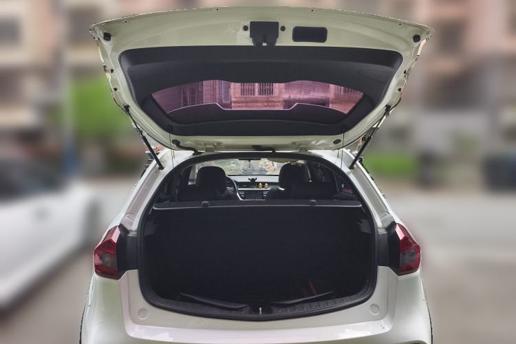 Used Geely Auto Vision X3 2019 Upgraded Model 1.5L Manual Luxury Version
