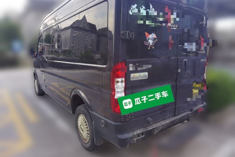 Used Dongfeng Yufeng Yufeng 2023 V9+ 2.0T Automatic Front-Drive Multi-Function Mid-Roof 7/8/9-Seater