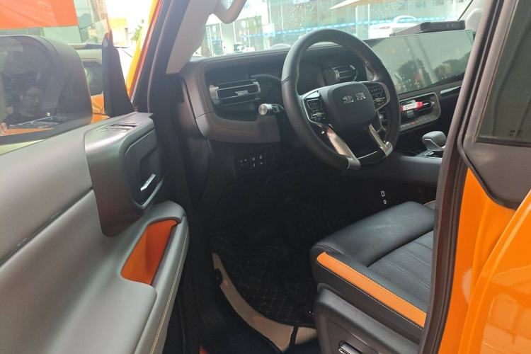 Used BAIC Off-Road BJ40 2024 2.0T All-New Urban Hunter Edition Chivalrous Style