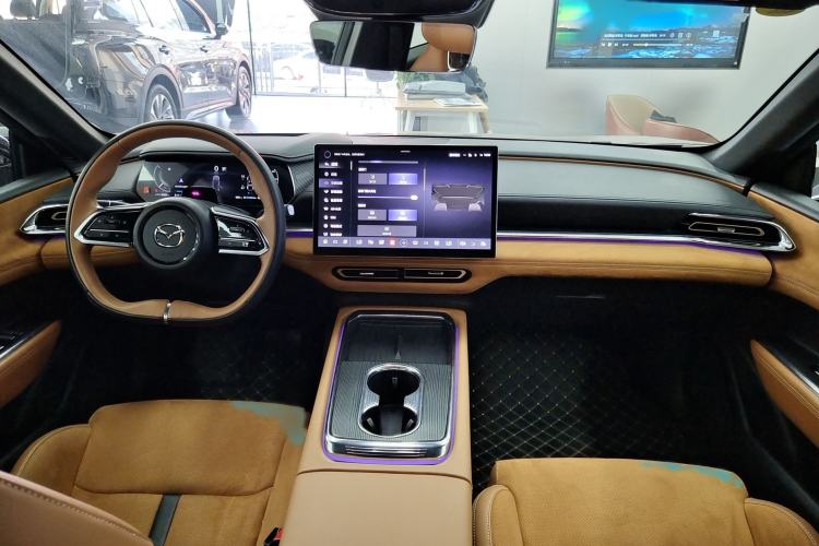 Used Mazda EZ-6 2024 Range-Extended 200 Luxury Edition