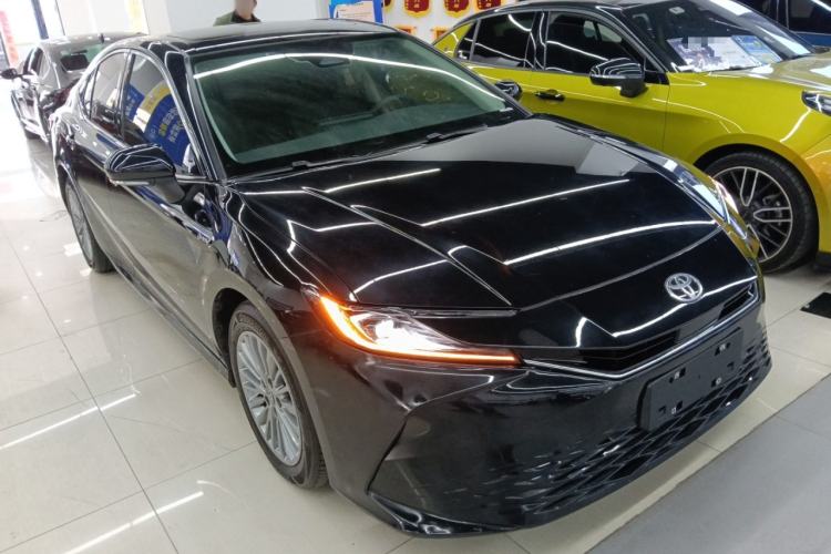 Used Toyota Camry 2024 Dual-Motor 2.0 HE Elite Edition
