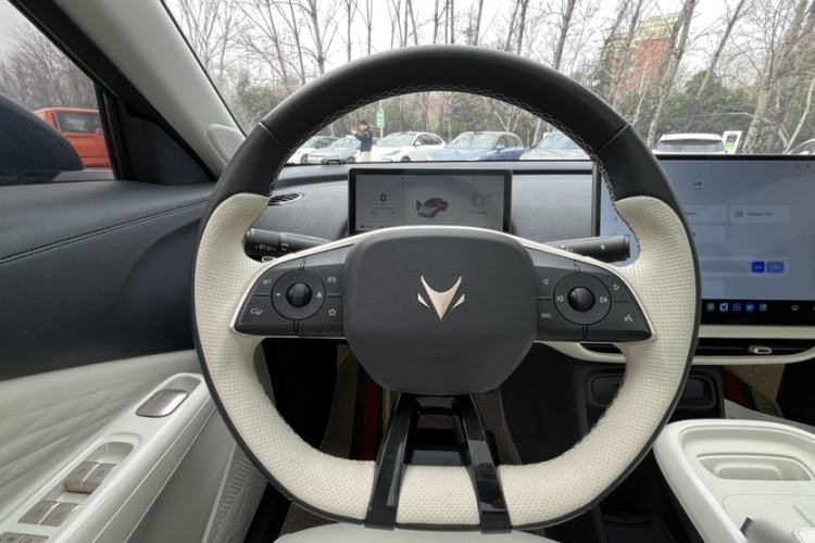 Used ARCFOX T1 2025 Model 425 MAX
