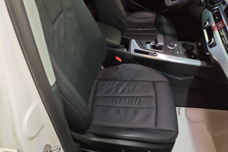 Used Audi A4L 2017 Plus 40 TFSI Ambition Model