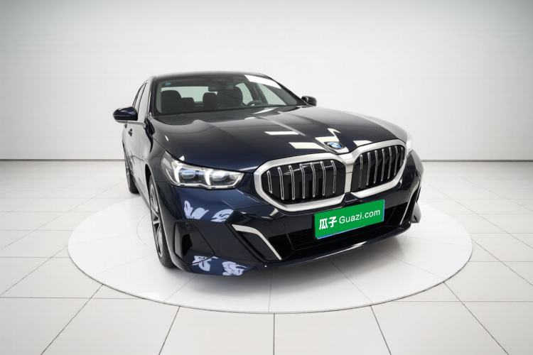 Used BMW 5 Series 2025 530Li Luxury Edition M Sport Package