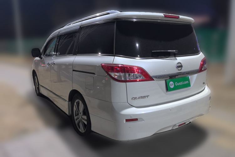 Used Nissan Quest 2015 3.5L SL
