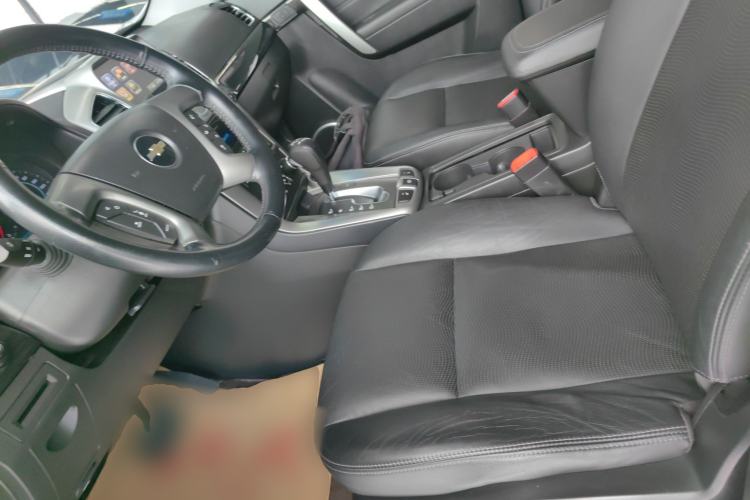 Used Chevrolet Captiva 2014 2.4L 4x4 Flagship Edition 7 Seats