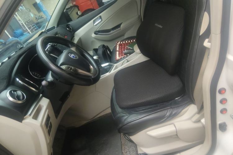 Used Venucia T70 2016 2.0L Manual RuiQu Version