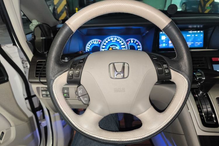 Used Honda Elysion 2015 2.4L VTi-S Prestige Edition