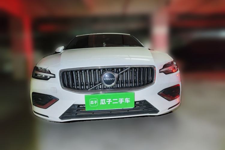 Used Volvo S60 2026 Model B4 Zhiyuan Luxury Edition Front
