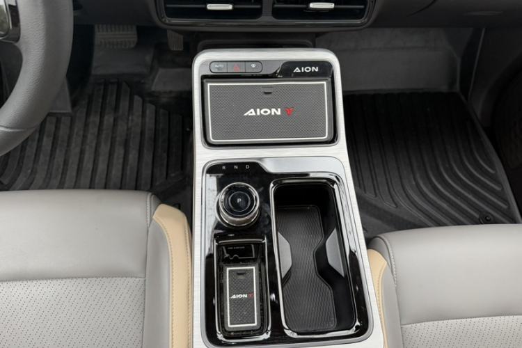 Used AION Y 2021 70 Enjoyment Tech Edition