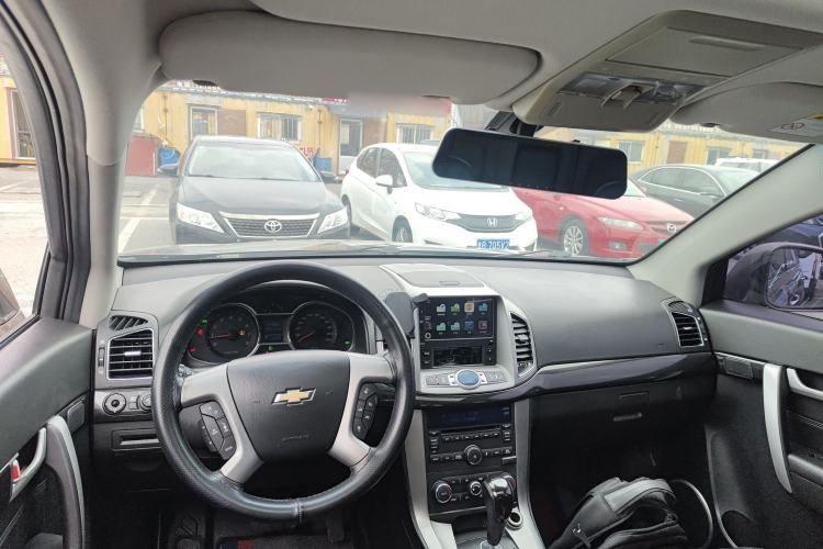 Used Chevrolet Captiva 2017 2.4L 4x4 Flagship Edition 7-Seater