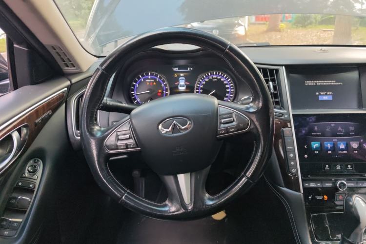 Used Infiniti Q50L 2015 2.0T Luxury Edition