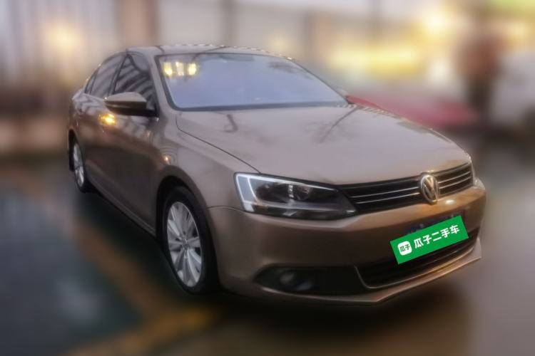 Used Volkswagen Sagitar 2014 1.6L Manual Comfort Model
