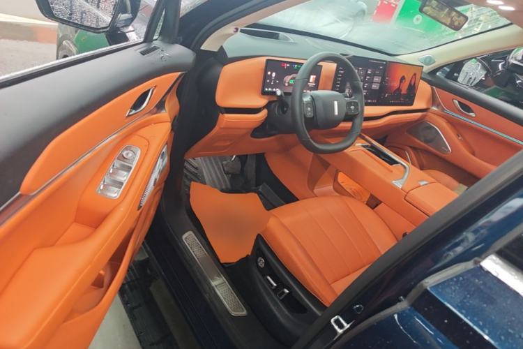 Used Wey Lanshan 2025 Four-Wheel Drive Max
