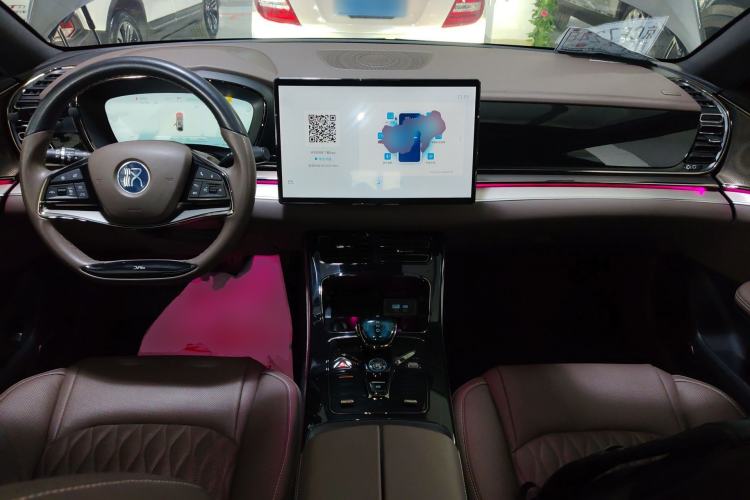 Used BYD Han 2022 DM-i 121KM Prestige Model
