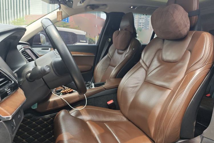 Used Volvo XC90 2019 T6 Prestige 7-Seater China VI Standard Left Front Seat