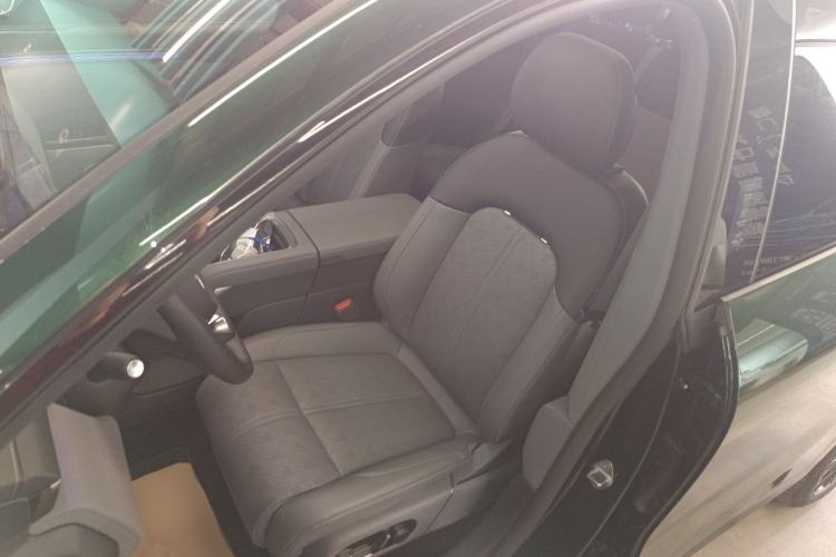 Used Zeekr 7X 2025 100 kWh Long-Range Rear-Wheel Drive with Intelligent Driving Features