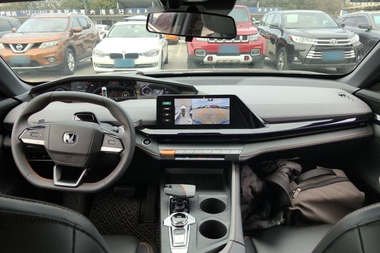 Used Changan UNI-V 2022 1.5T Prestige Version