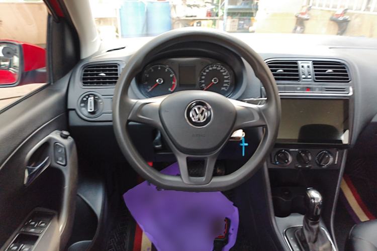 Used Volkswagen Polo 2018 1.5L Automatic Advanced Driving Model Steering Wheel