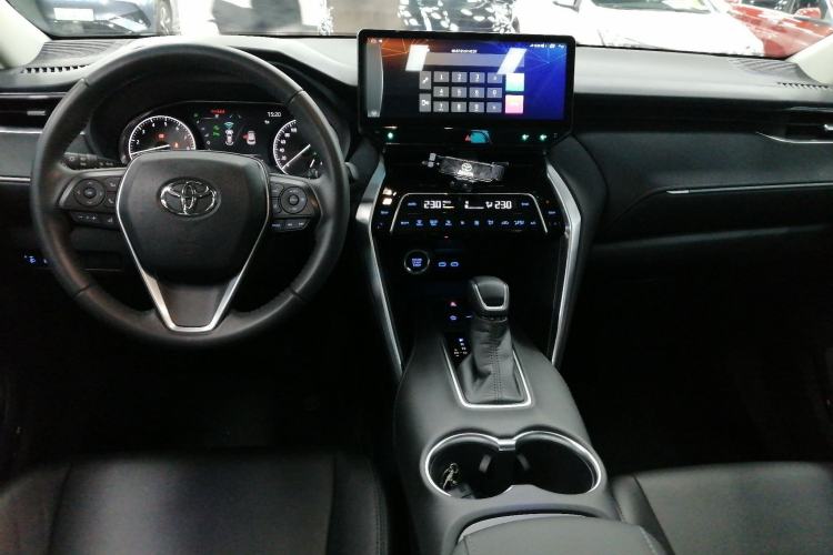 Used Toyota Harrier 2022 2.0L CVT Two-Wheel Drive Entry Version Center Console