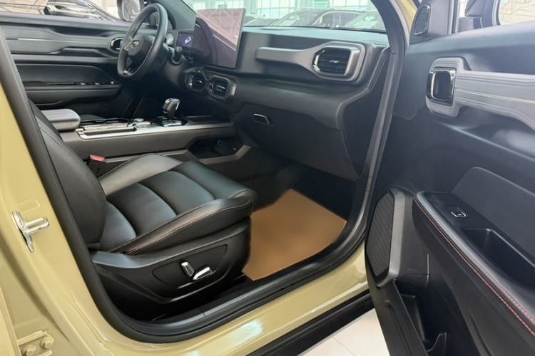 Used Geely Auto Cowboy 2025 1.5TD Fun-Offroad Version
