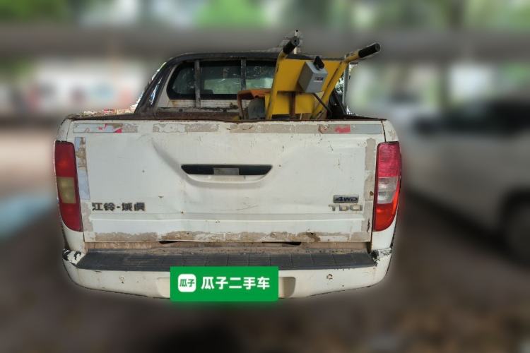 Used JMC Yuhu 7 2017 2.4T Classic Edition Diesel 4x4 Luxury Version JX4D24A5L