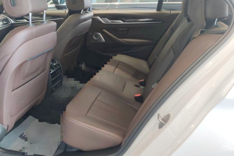 Used BMW 5 Series 2020 525Li M Sport Package Left Rear Seat