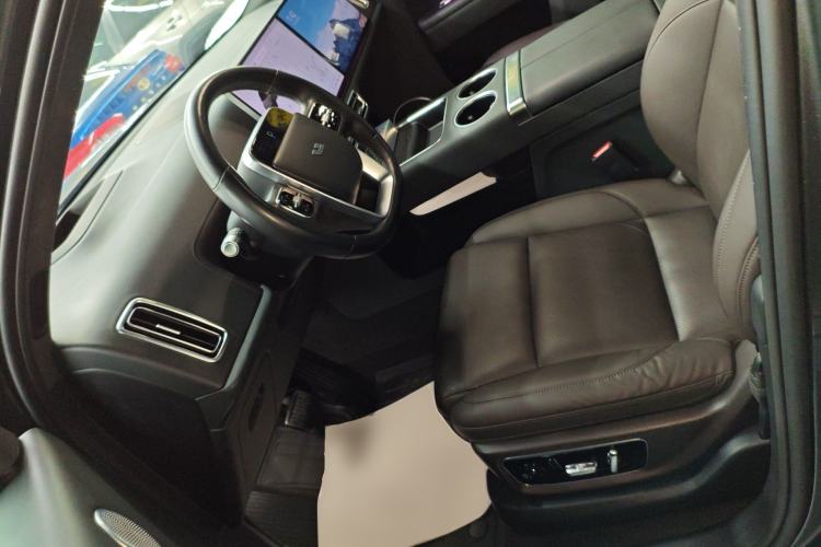 Used Li Auto L8 2023 Pro Model Left Front Seat