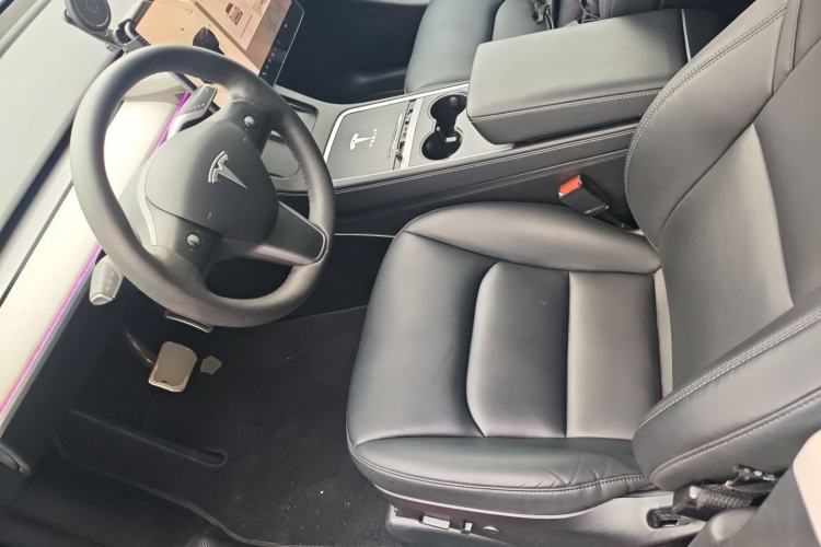 Used Tesla Model Y 2024 Rear-Wheel-Drive Version
