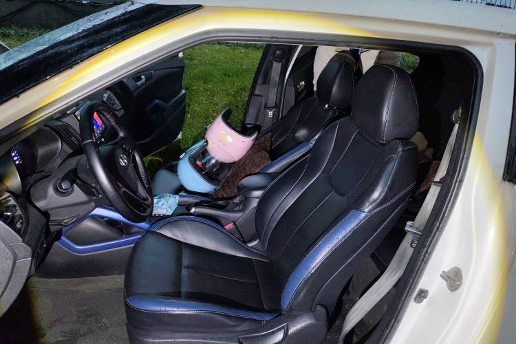 Used Hyundai Veloster 2012 1.6T Automatic Luxury Edition Left Front Seat