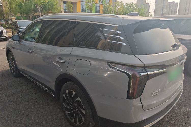 Used Hongqi HS7 PHEV 2024 2.0T PHEV Four-Wheel-Drive Flagship Edition 6 Seats
