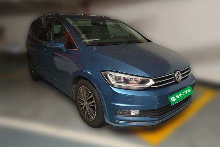 Used Volkswagen Touran 2018 Volkswagen Touran L 280TSI DSG Luxury Edition 7 Seats