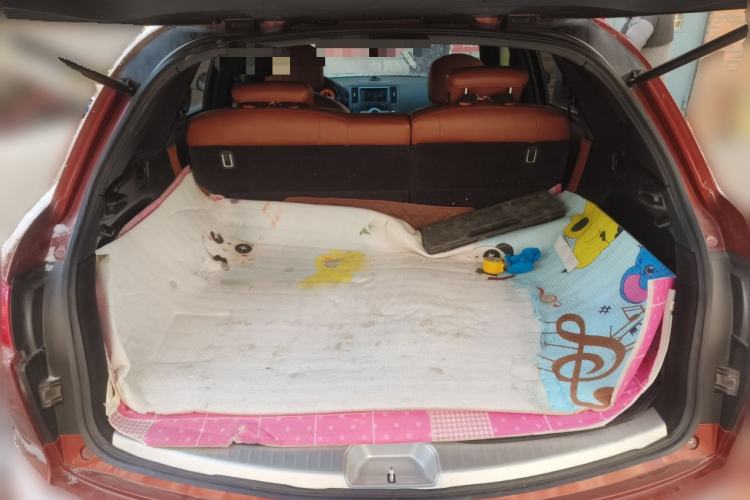 Used Infiniti FX 2007 FX35 Supreme Edition Trunk