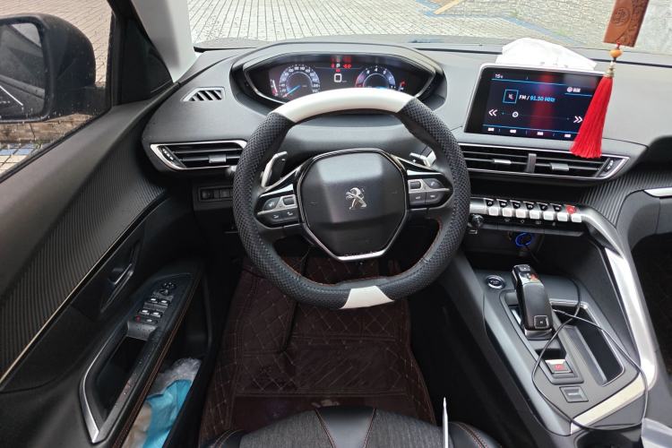 Used Peugeot 4008 2017 350THP Elite Edition Steering Wheel