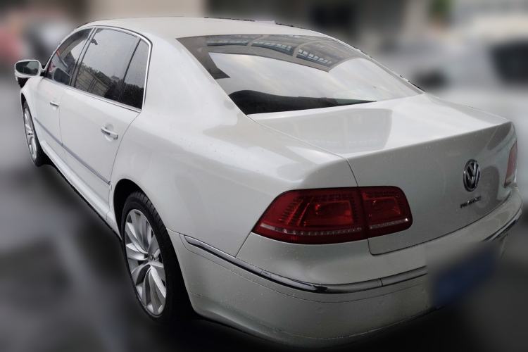 Used Volkswagen Phaeton 2011 3.6L V6 4-Seater Extended-Length Individual Edition