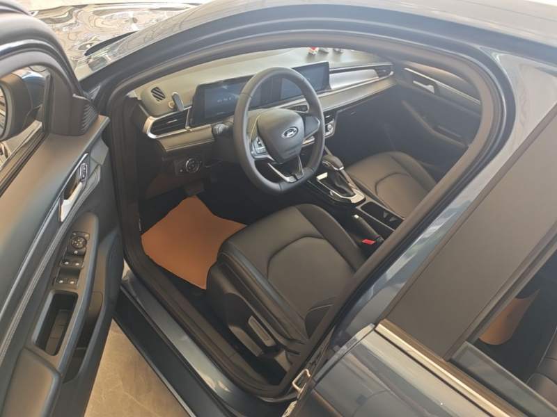 Used Ford Escort 2021 1.5L Automatic Diamond Edition — 15