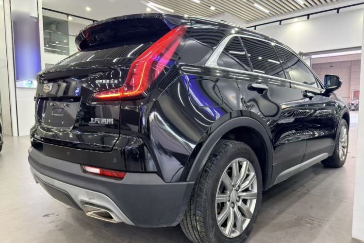 Used Cadillac XT4 2018 28T Four-Wheel Drive Leading Model