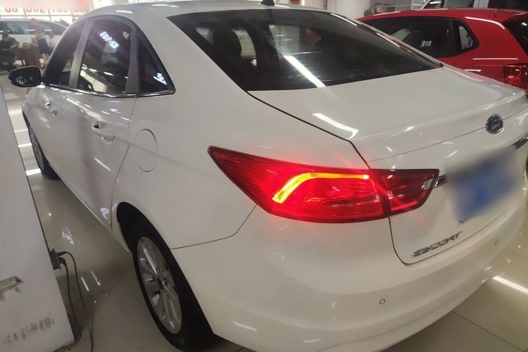 Used Ford Escort 2017 Happiness Edition 1.5L Automatic Fashion Version