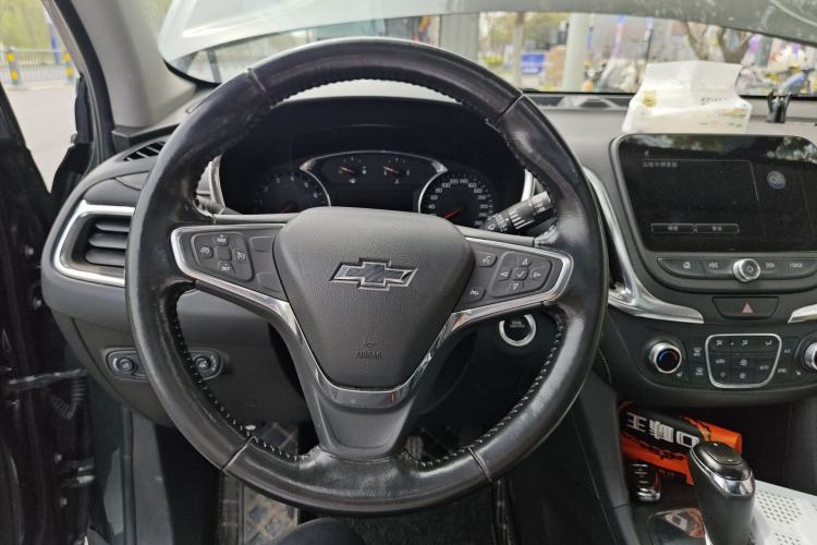 Used Chevrolet Equinox 2018 535T Automatic YuJie Edition Steering Wheel